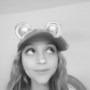 Meet your Posher, Denice